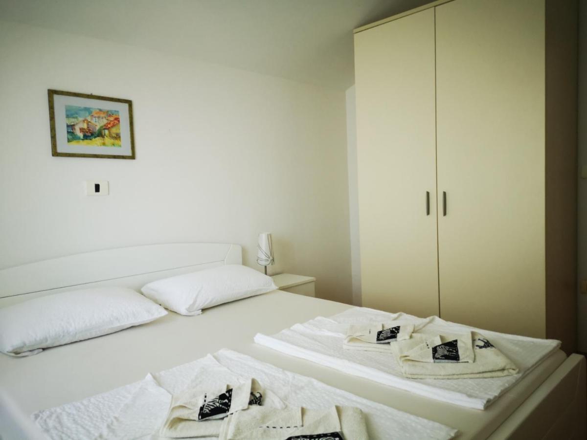Apartma Ceh Gabrovica pri Crnem Kalu Exterior photo